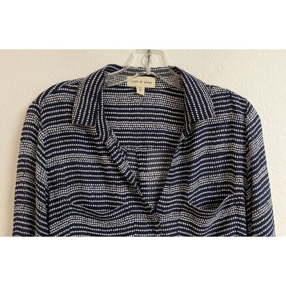 CLOTH & STONE Navy/White Dotted 100% Rayon Button-Up Long Sleeve Shirt Small - Picture 2 of 11